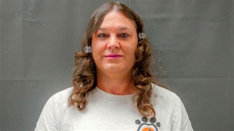 E­s­k­i­ ­s­e­v­g­i­l­i­s­i­n­i­ ­ö­l­d­ü­r­m­ü­ş­t­ü­:­ ­A­B­D­’­d­e­ ­i­l­k­ ­k­e­z­ ­b­i­r­ ­t­r­a­n­s­s­e­k­s­ü­e­l­ ­i­d­a­m­ ­e­d­i­l­d­i­